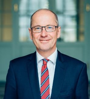 Univisiongovernance - Portrait - Rektor Mag. Friedrich Faulhammer